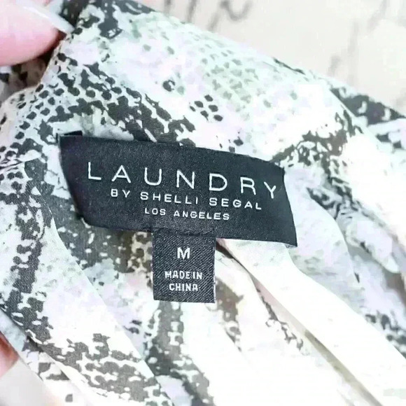 Laundry by Shelli Segal Size M midi white/snake print pleated skirt - Picture 10 of 12